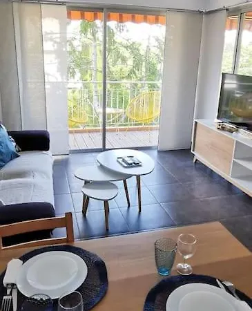 Spacieux 2 Pieces Avec Terrasse, Clim Et Parking *