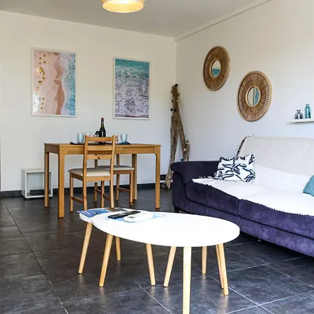 Apartment Spacieux 2 Pieces Avec Terrasse, Clim Et Parking Antibes