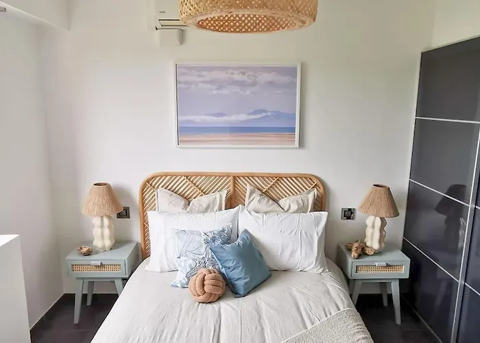 Daire Spacieux 2 Pieces Avec Terrasse, Clim Et Parking